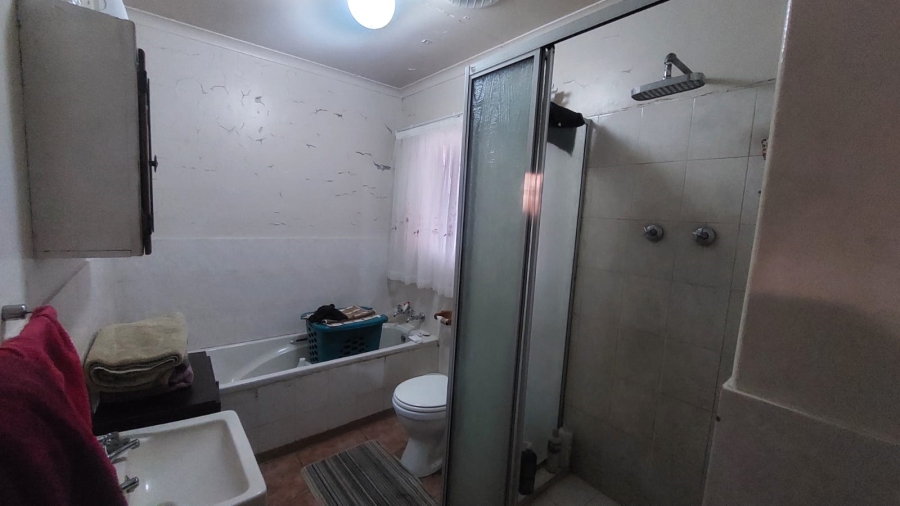 2 Bedroom Property for Sale in Uitsig Free State